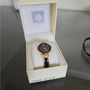 NEW GOLD WOMENS ANNE KLIEN WATCH